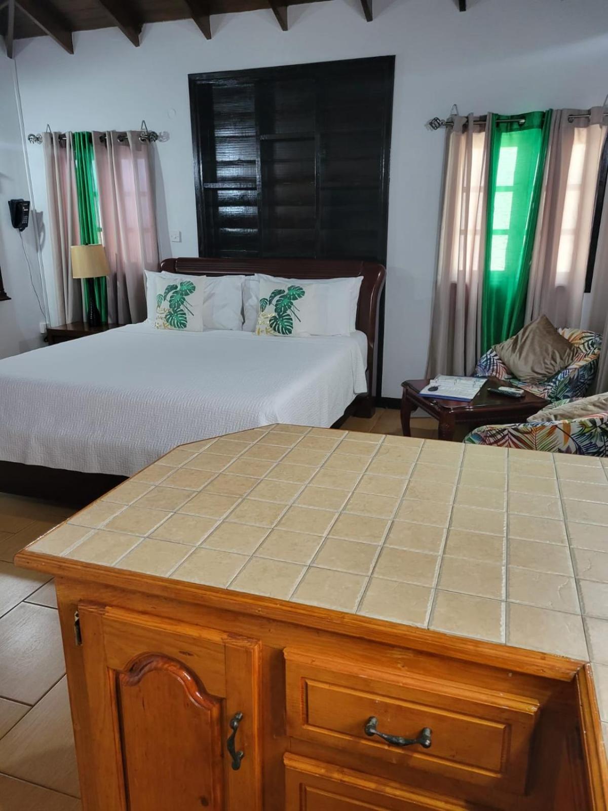 Samfi Gardens Hotel Soufriere Ngoại thất bức ảnh